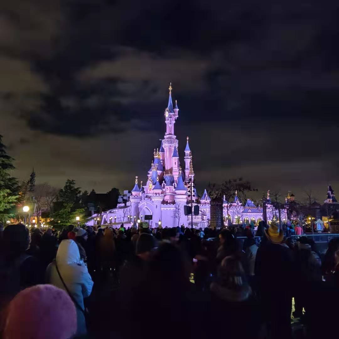 /uploads/2019/12/mt_disneyparis2_05.jpg